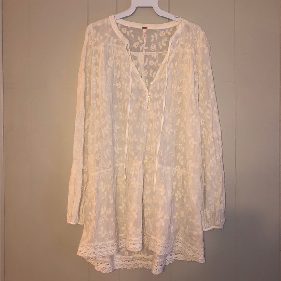 Free People Dresses & Skirts - Classic Ivory Free People Babydoll Dress. Size XS.